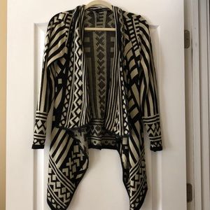 Black/Cream Aztec pattern sweater
